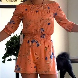Ali & Jay Shorts Romper size S NWT